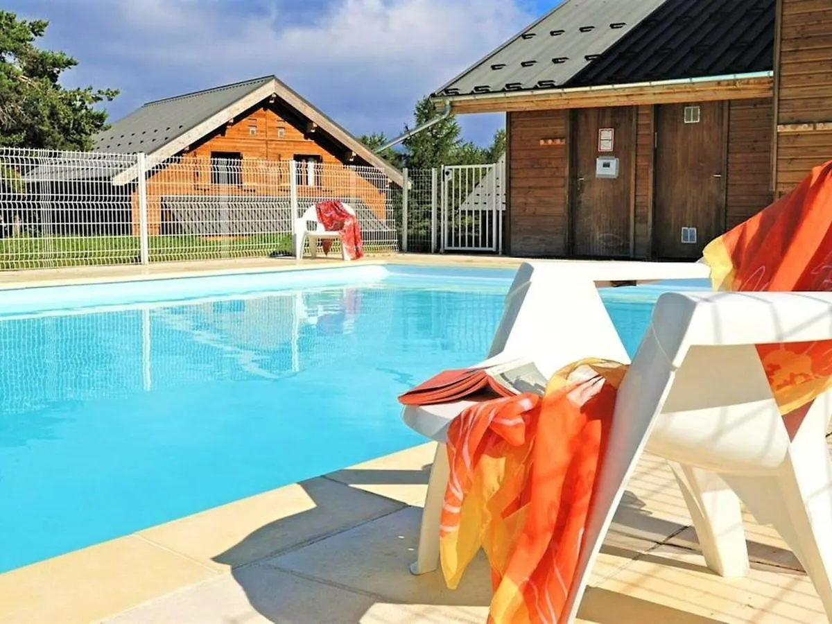 Chalet Mitoyen 3 Pieces Avec Local Ski Et Parking Gratuit - Fr-1-504-3 Le Devoluy 0*,  France