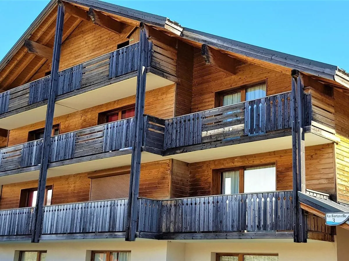 Chalet Mitoyen 3 Pieces Avec Local Ski Et Parking Gratuit - Fr-1-504-3 Le Devoluy